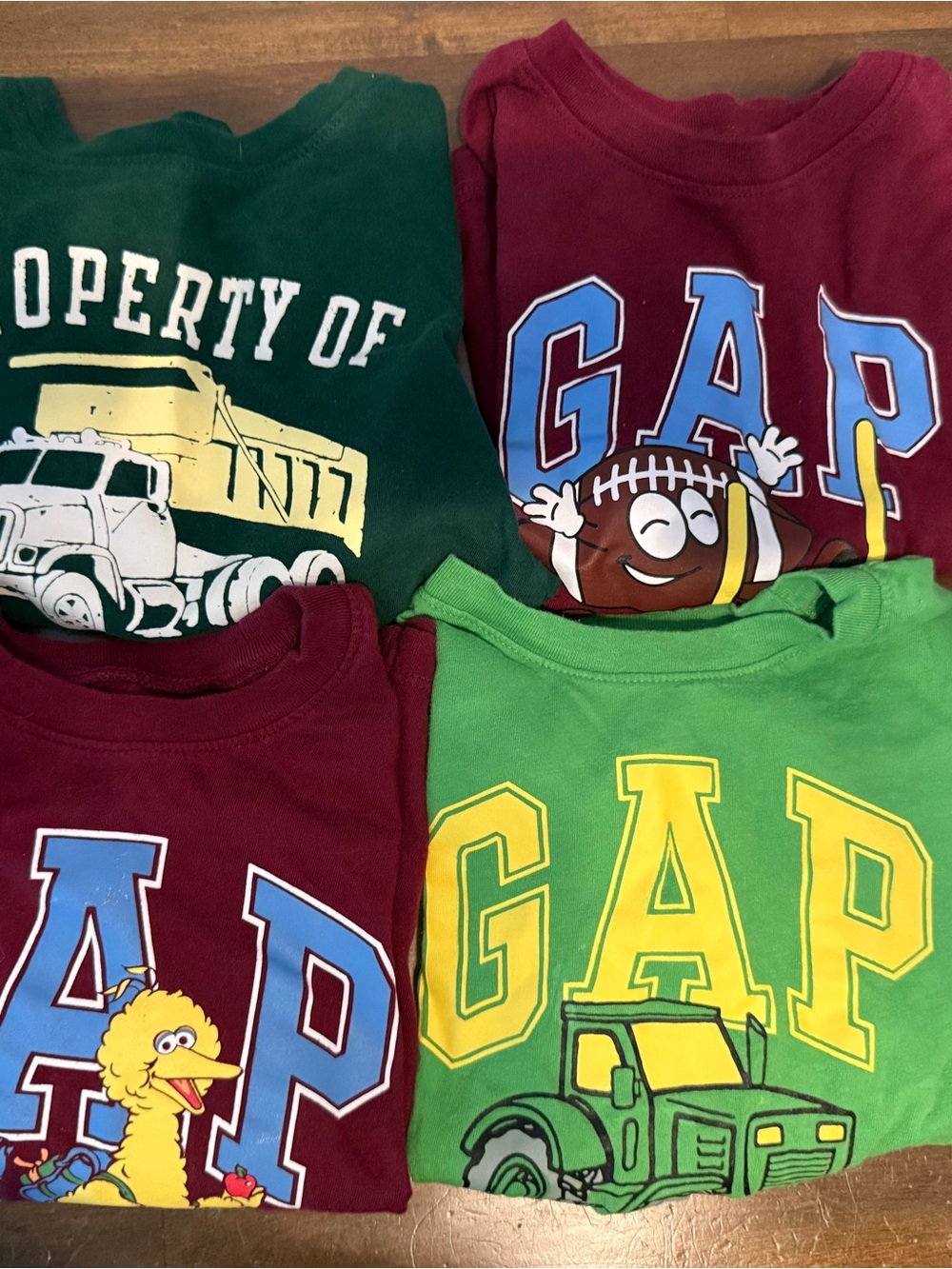 GAP Kids Long-Sleeve Graphic Tee Set — Green, Burgundy, Dark Green